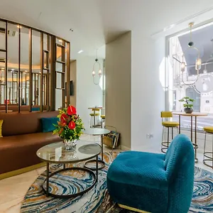 The 7 Hotel, Suites, & 3* Lisbon
